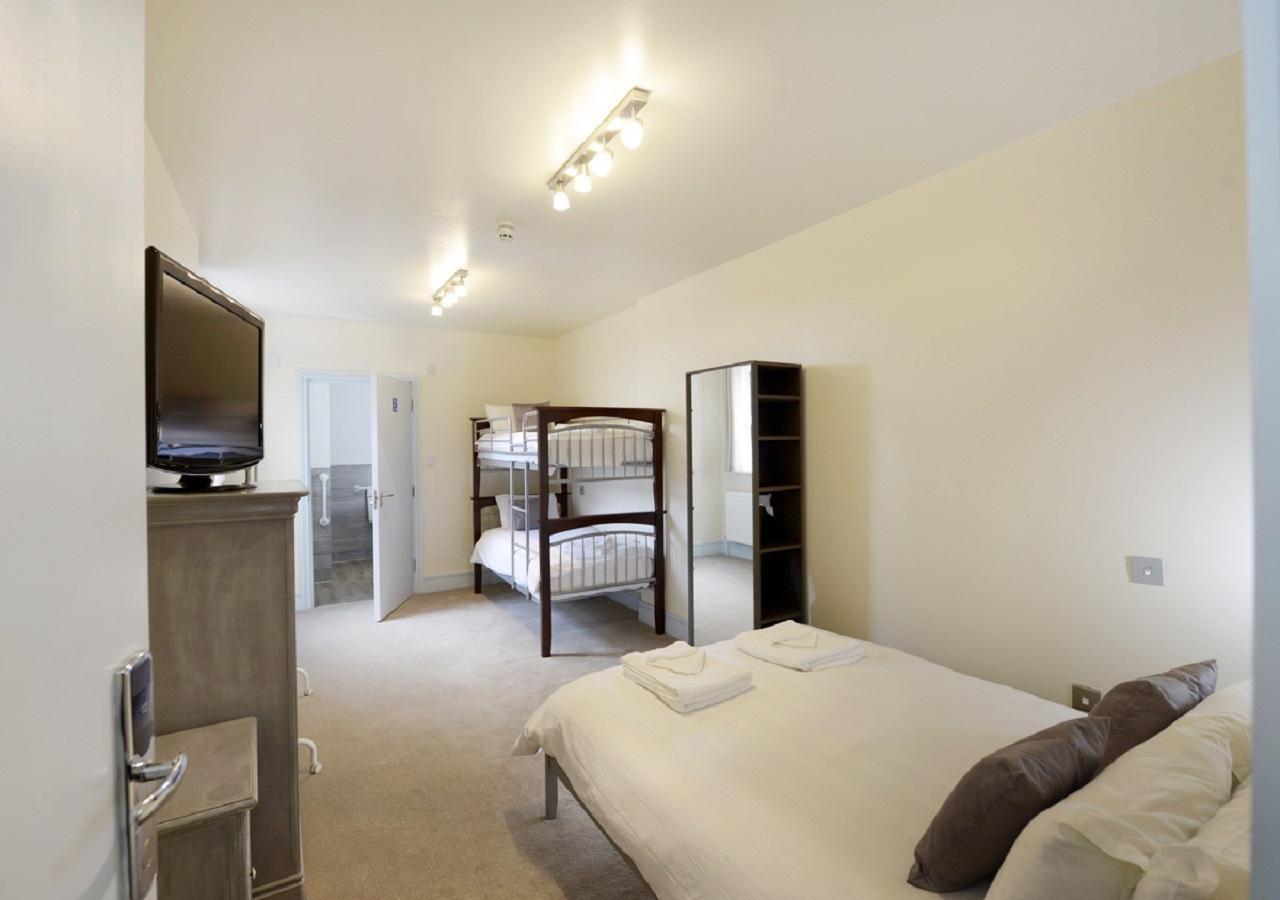 Southsea Rocks Hotel Portsmouth Bagian luar foto